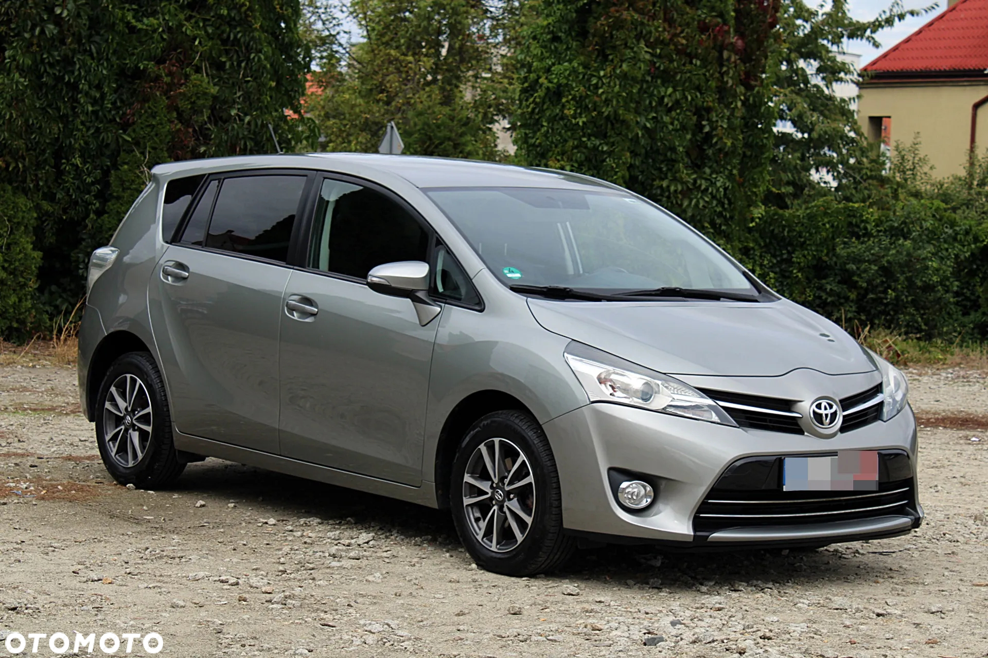 Toyota Verso - 3