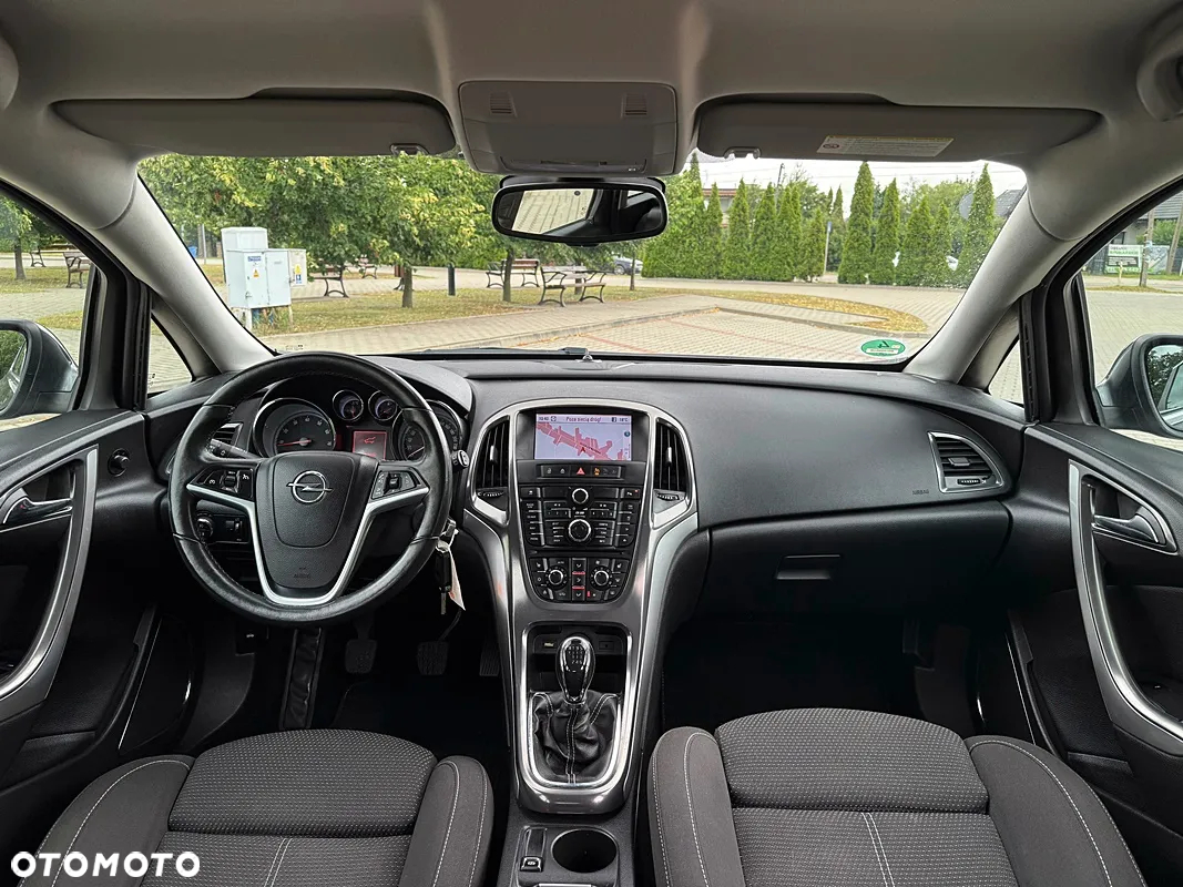 Opel Astra 1.4 Turbo Cosmo - 30