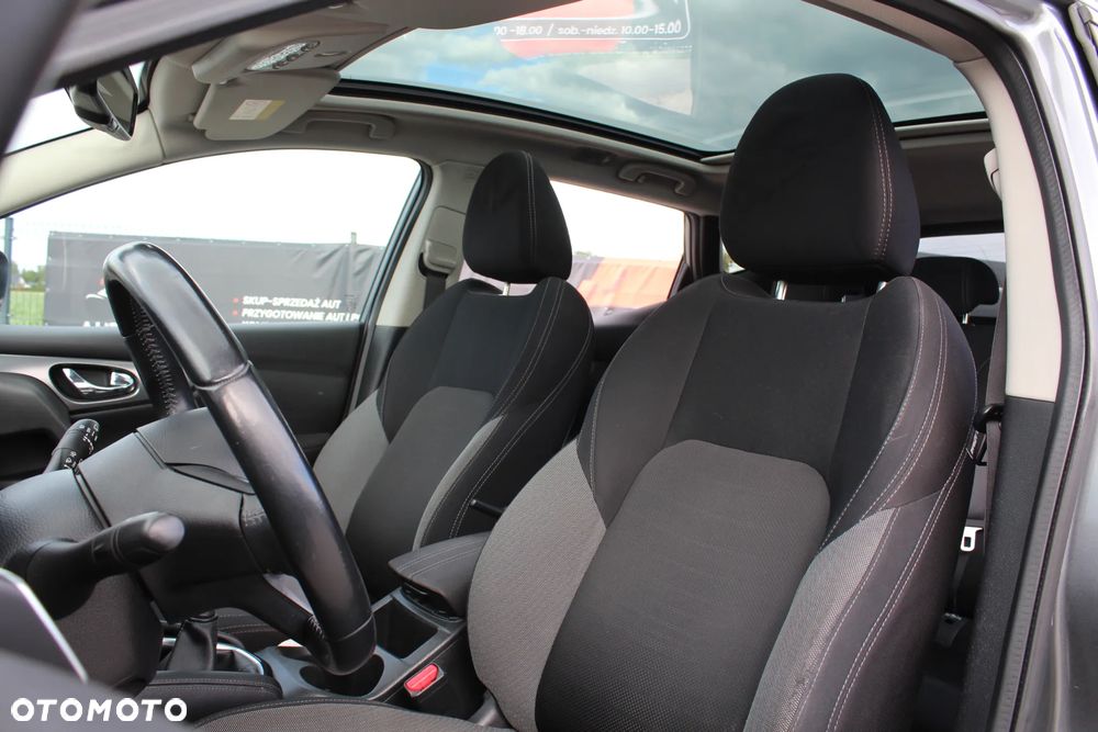 Nissan Qashqai 1.2 DIG-T N-Vision - 19