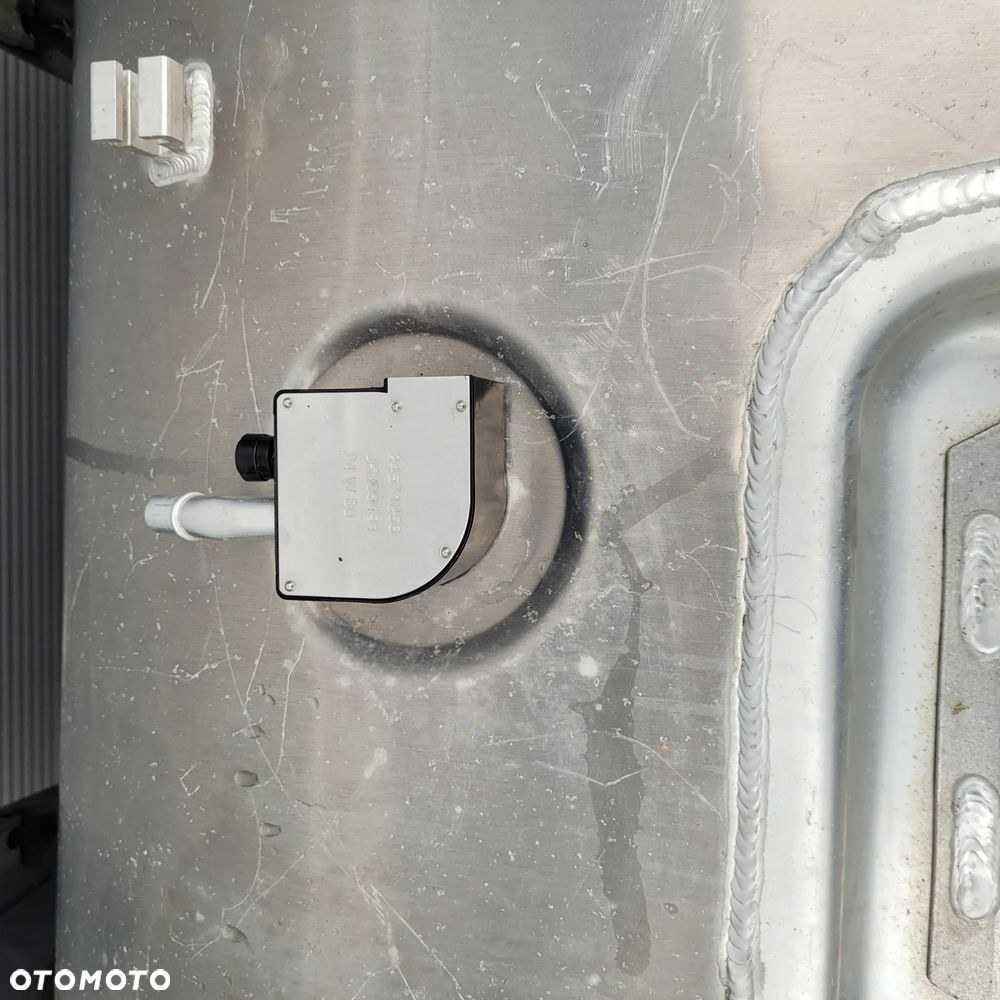 ZBIORNIK PALIWA VOLVO FH5 FH4 140X70X70 2133567 CHWALIM116 - 4