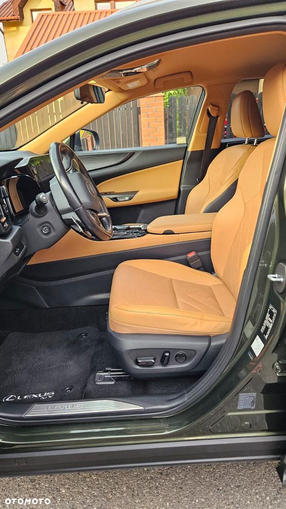 Lexus NX 450h+ Omotenashi AWD - 22