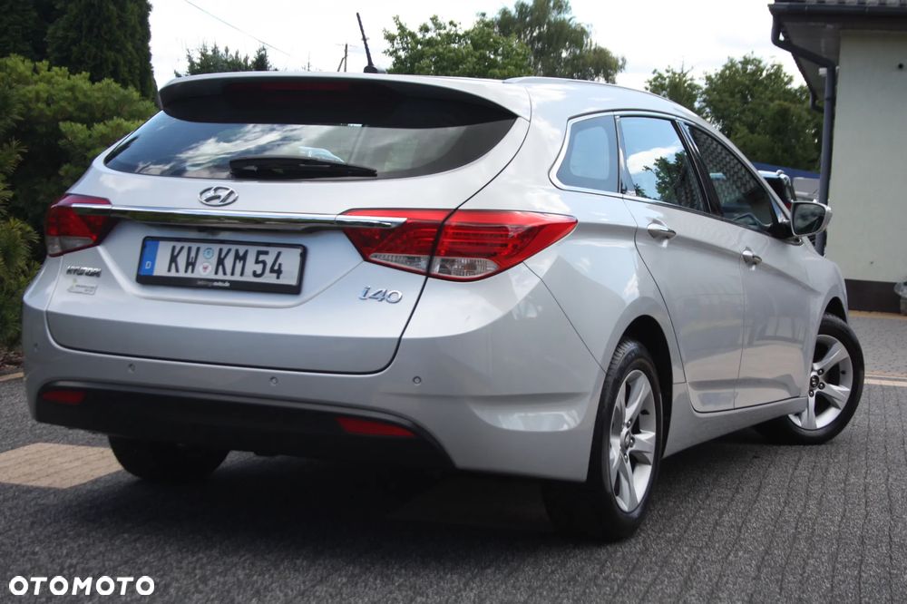Hyundai i40 1.6 GDI Comfort + - 35