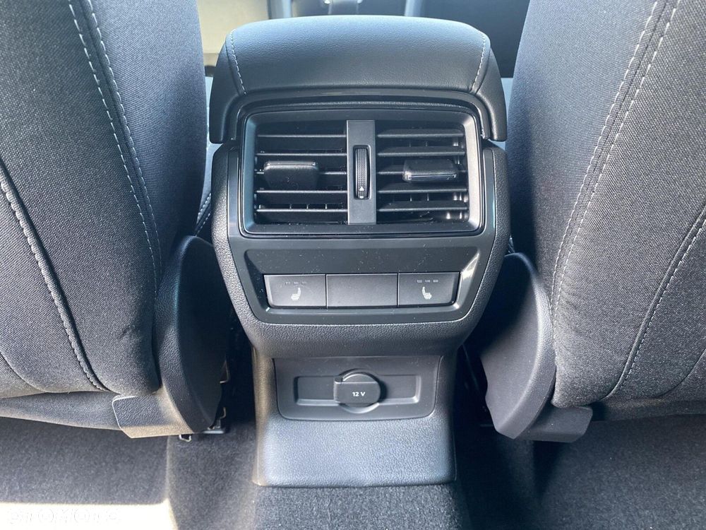 Skoda Karoq 1.5 TSI ACT Sportline DSG - 24