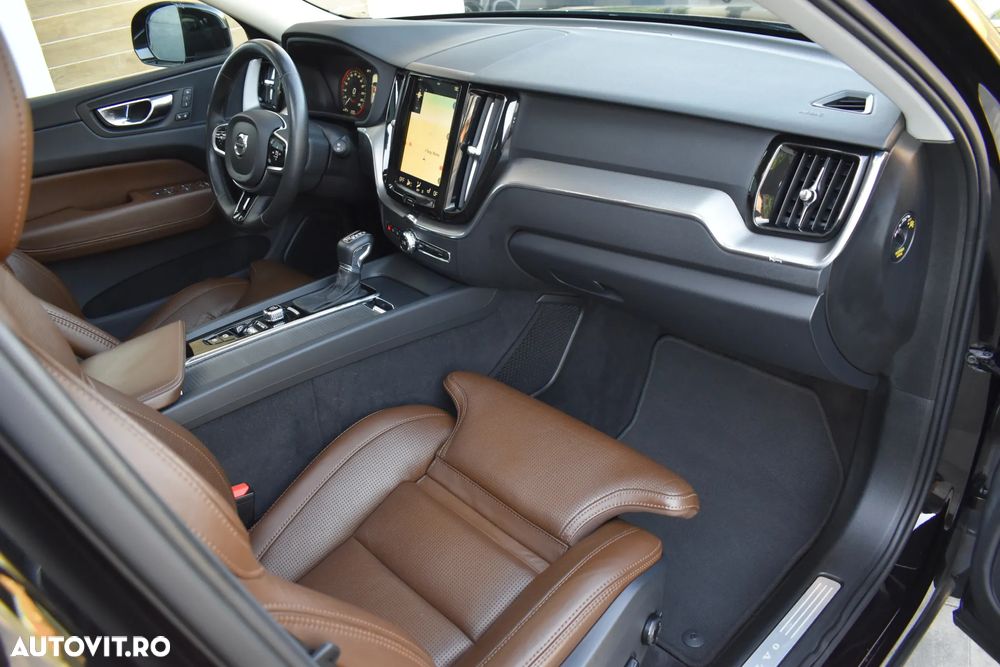 Volvo XC 60 D5 AWD Geartronic Inscription - 15