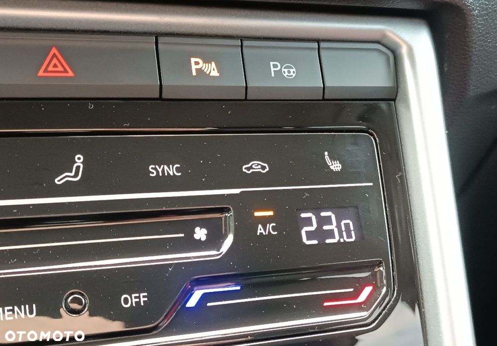 Volkswagen T-Roc - 32