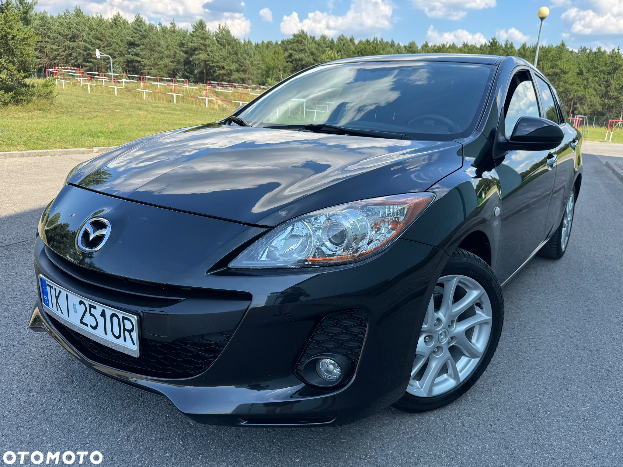 Mazda 3 1.6 Exclusive + - 10