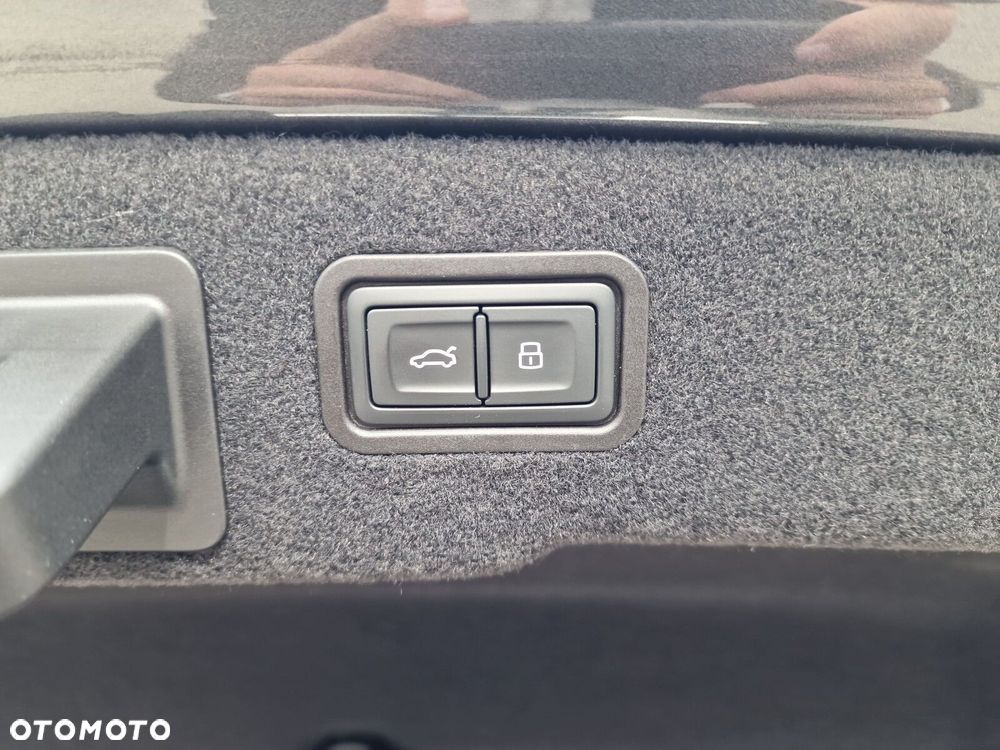 Audi A8 - 23
