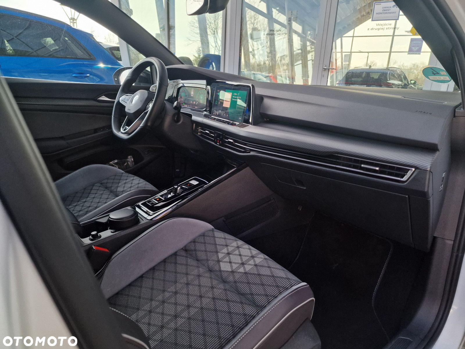 Volkswagen Golf VIII 2.0 TSI Style DSG - 16