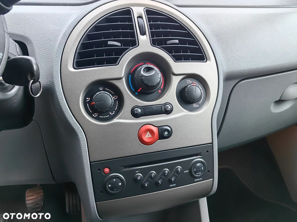 Renault Modus 1.4 16V Alize - 19
