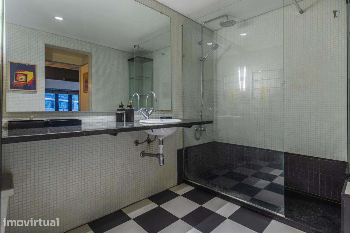 Apartamento com 1 quartos - localizado em Alcântara Lisbon - Grande imagem: 5/45