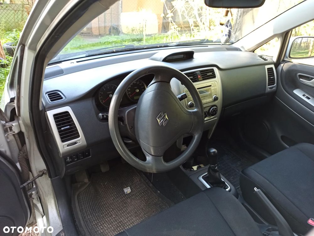 Suzuki Liana Kombi 1.6 Comfort - 5