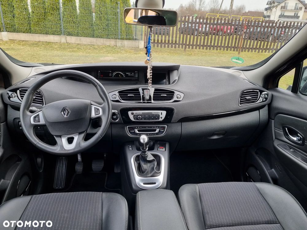 Renault Grand Scenic ENERGY TCe 115 S&S Bose Edition - 13