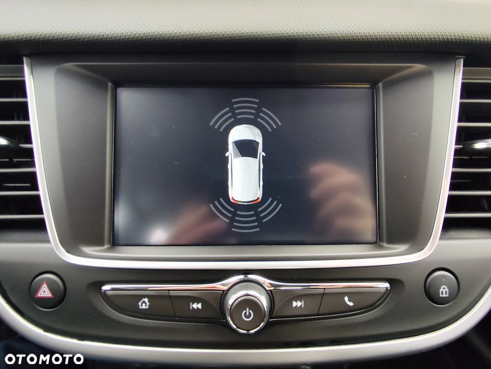 Opel Crossland X - 24