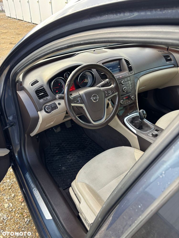 Opel Insignia 2.0 CDTI Sports Tourer - 12