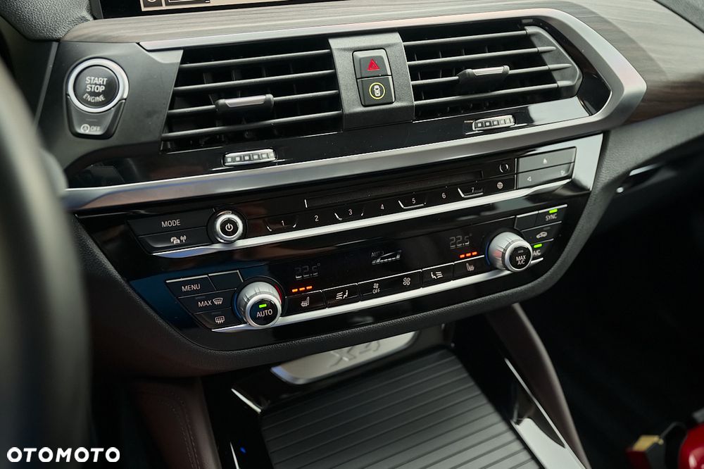 BMW X4 - 18
