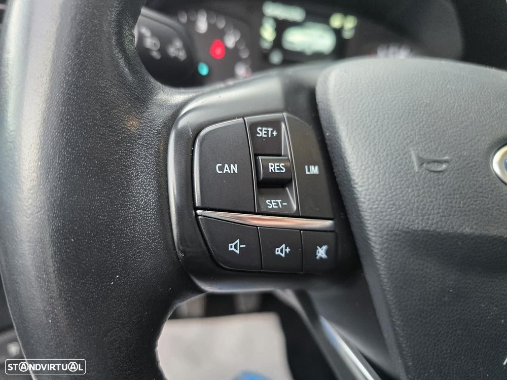 Ford Focus SW 1.5 TDCi EcoBlue Business - 17