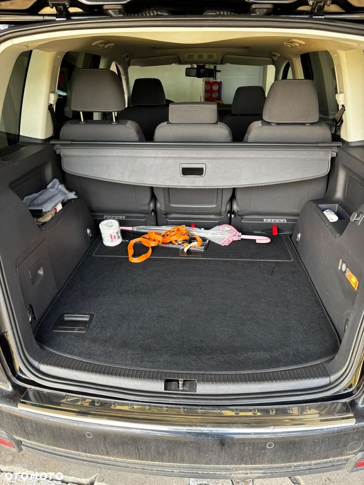 Volkswagen Touran 2.0 TDI DPF Cross DSG - 20