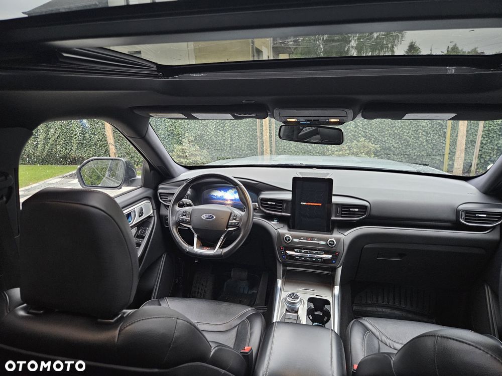 Ford Explorer - 14