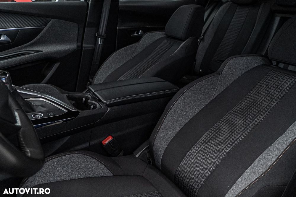 Peugeot 3008 1.2 PureTech 130 BVM6 Allure Pack - 22