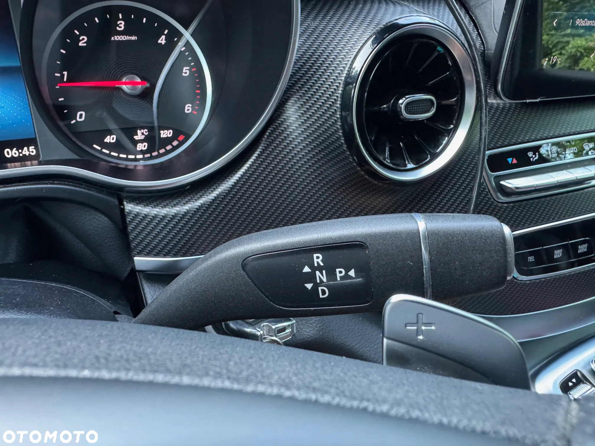 Mercedes-Benz Klasa V 300 d 4-Matic Exclusive 9G-Tronic (d³ugi) - 33