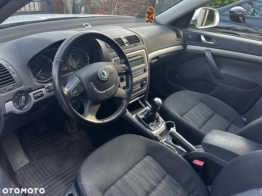 Skoda Octavia 1.4 TSI Ambiente - 14