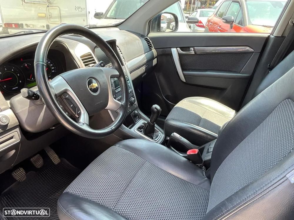 Chevrolet Captiva 2.0 VCDi LT 7L - 12