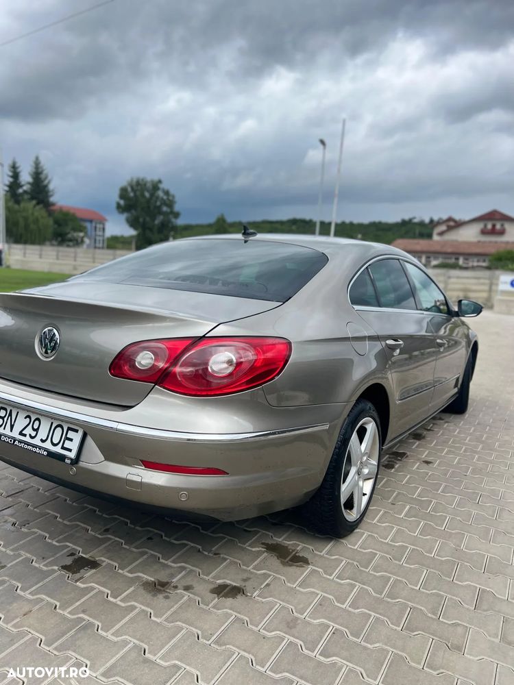 Volkswagen Passat CC 2.0 TDI DPF DSG - 2