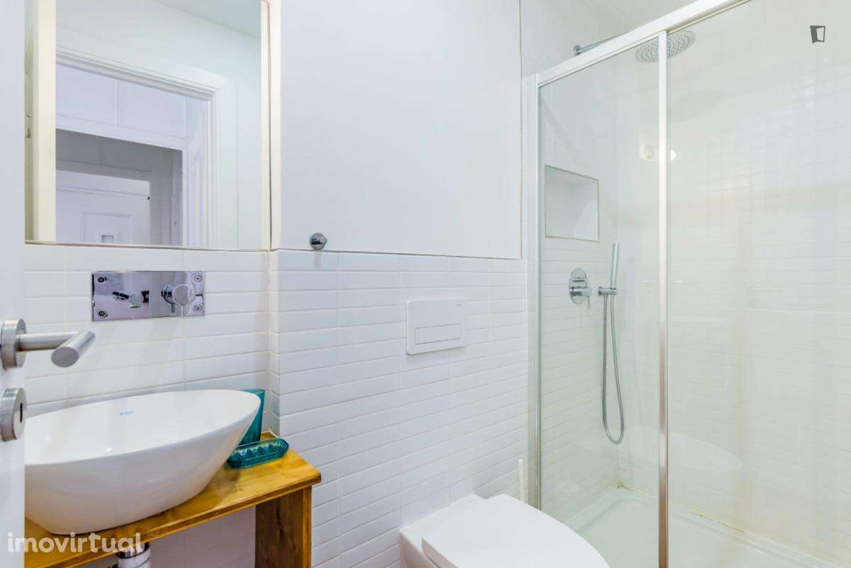 Apartamento com 2 quartos - localizado em Martim Moniz Lisbon - Grande imagem: 2/27