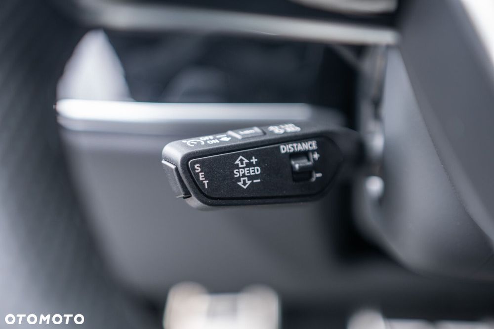 Audi A8 - 24