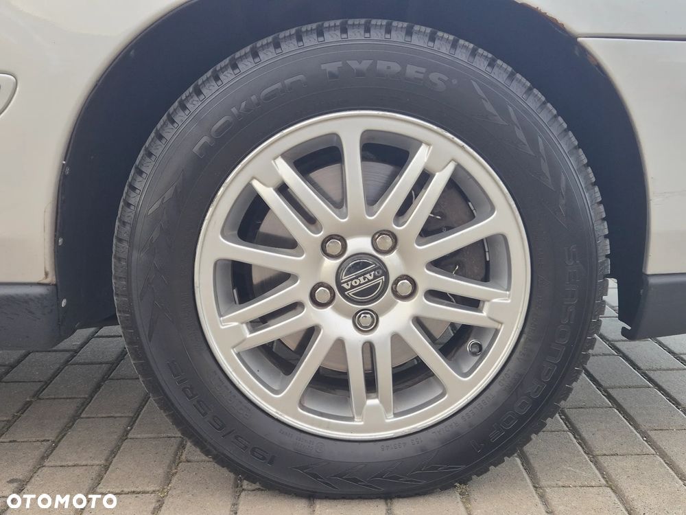 Volvo V70 2.4 Kinetic - 17