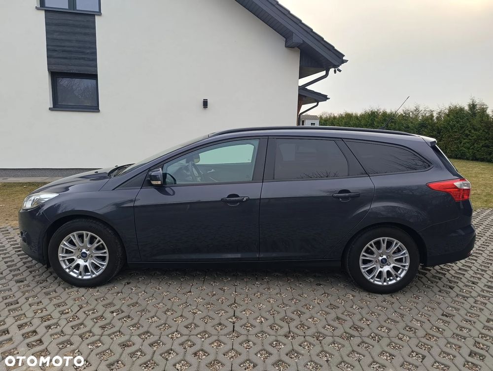 Ford Focus 1.6 TI-VCT Ambiente - 19