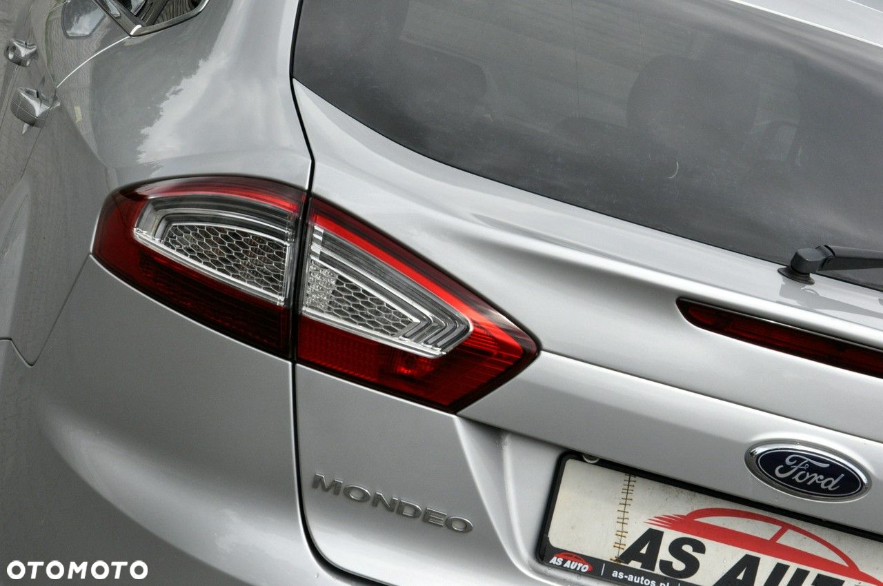 Ford Mondeo 2.0 T Platinium X Plus (Titanium) MPS6 - 34