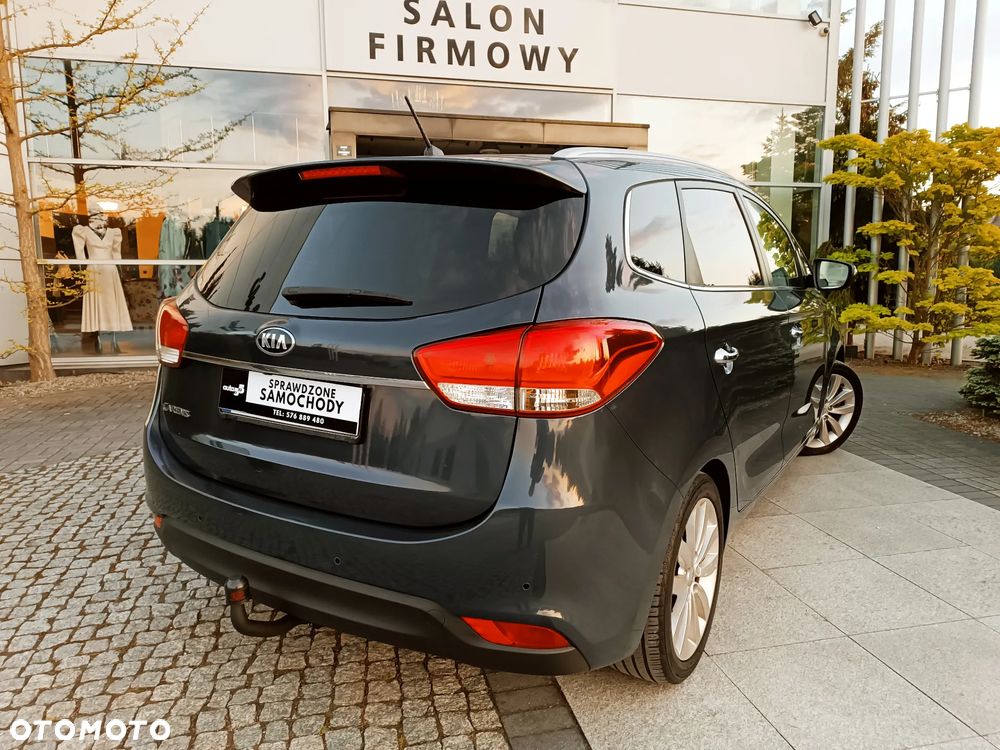 Kia Carens 1.6 GDI Dream Team Edition - 9