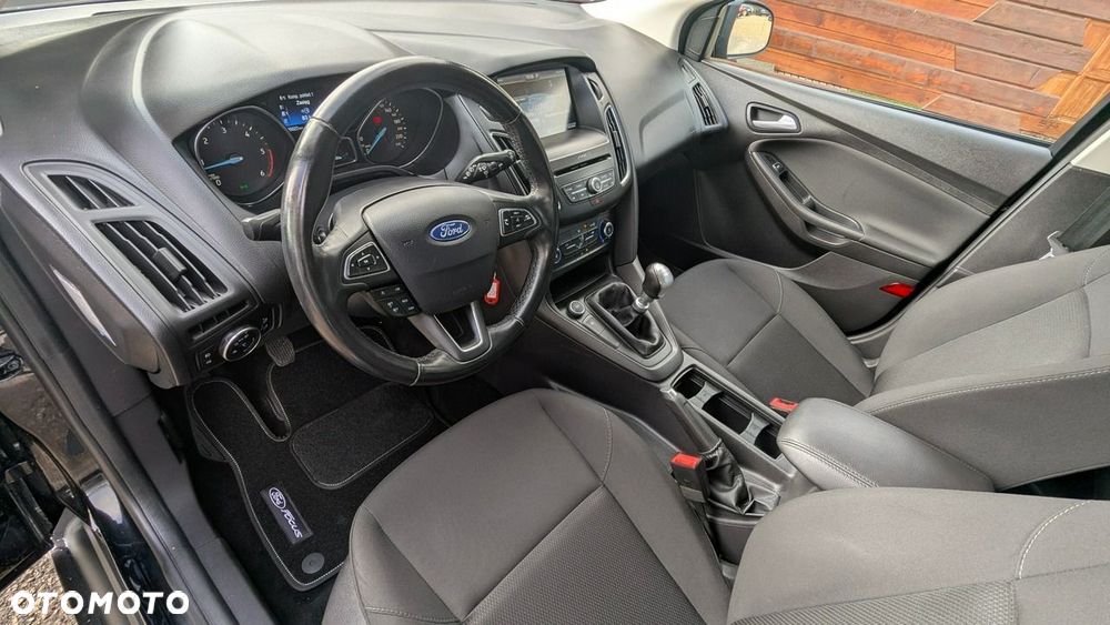 Ford Focus - 16