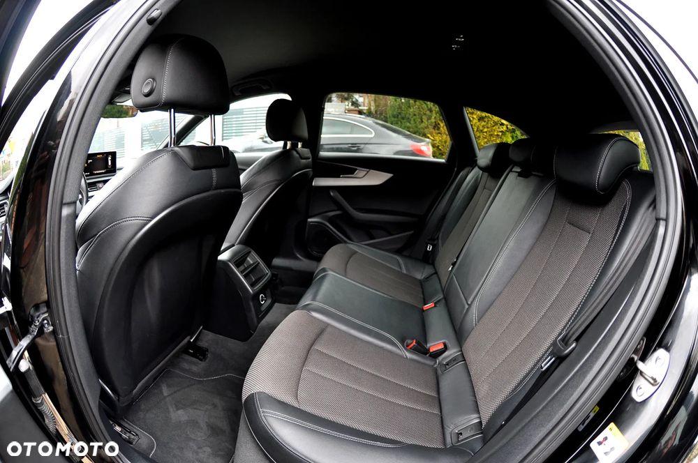 Audi A4 Avant 40 TDI quattro S tronic S line - 25