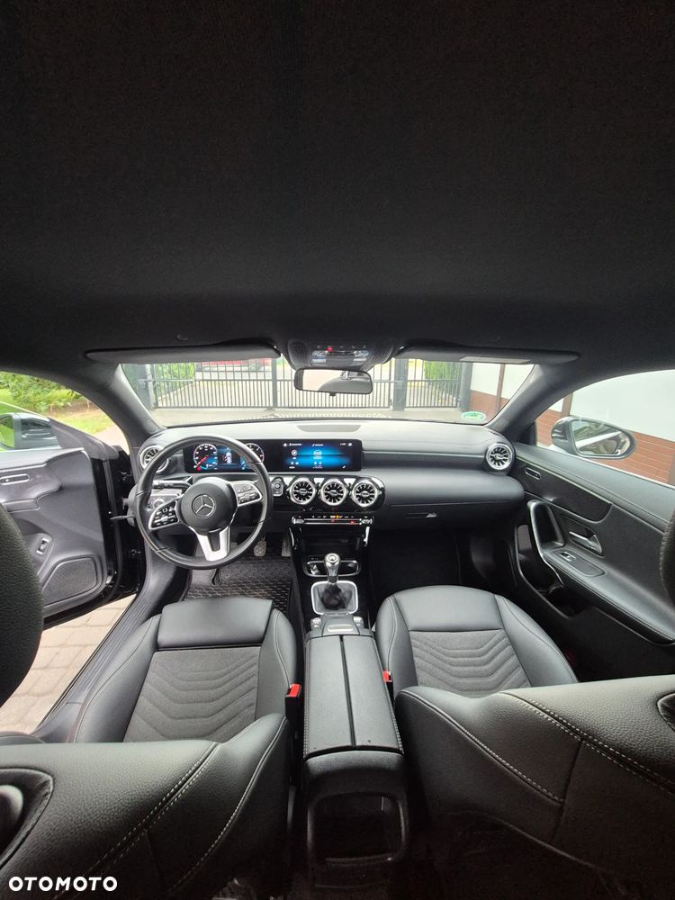 Mercedes-Benz CLA - 10