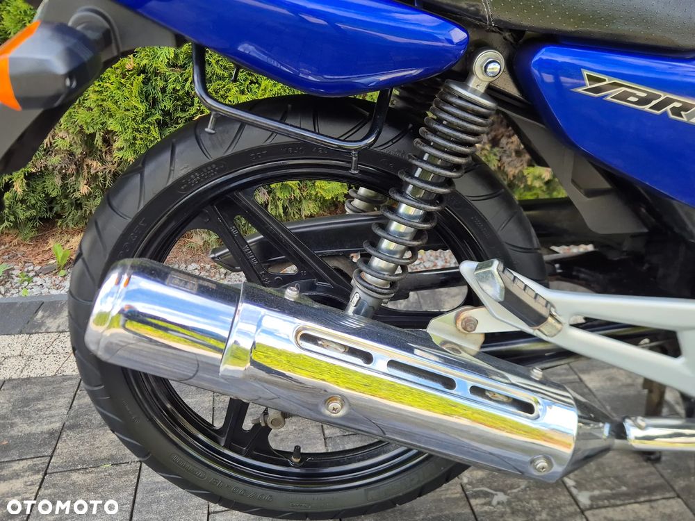Yamaha YBR - 16