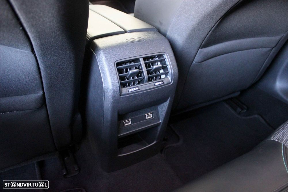 Peugeot 308 1.2 PureTech Allure - 38