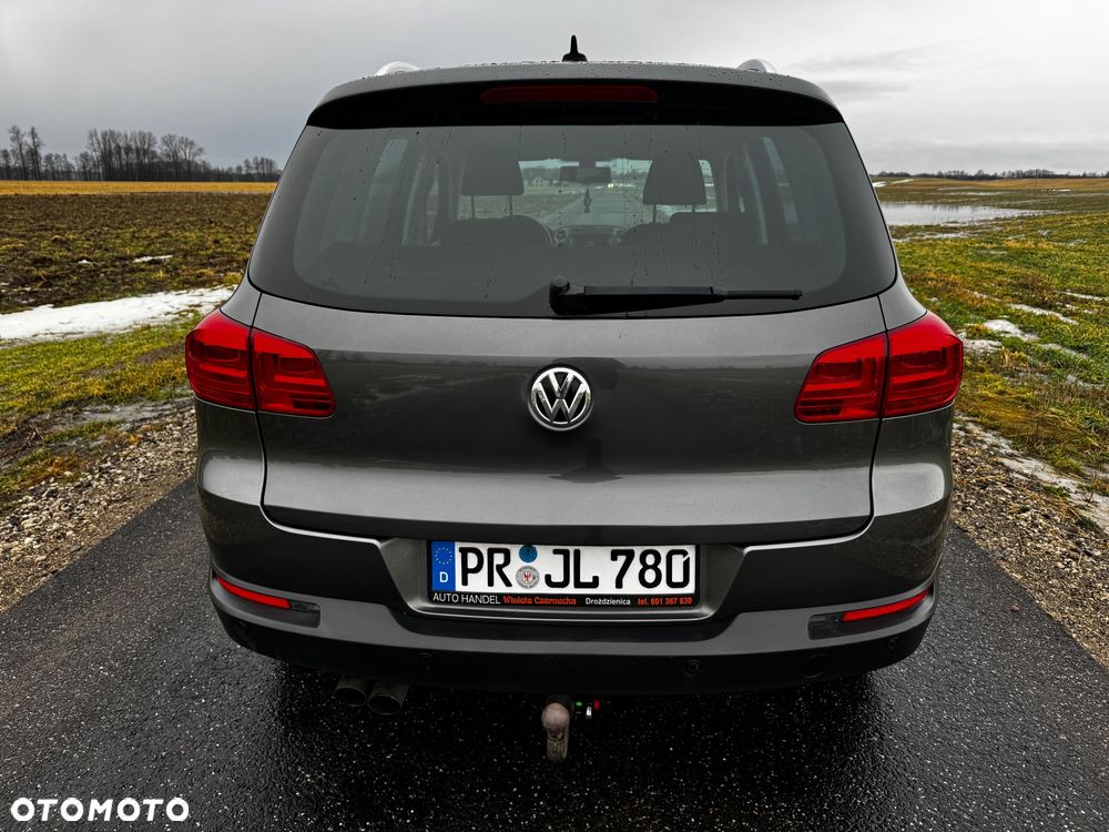Volkswagen Tiguan 2.0 TDI DPF 4Motion BlueMotion Technology DSG Sport & Style - 11