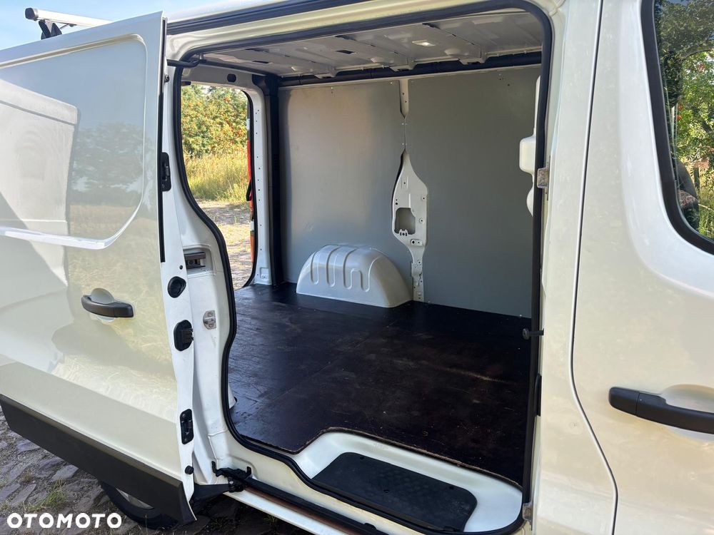 Renault Trafic - 10