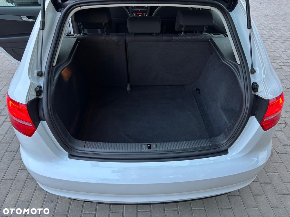 Audi A3 Sportback 1.6 TDI DPF Attraction - 5