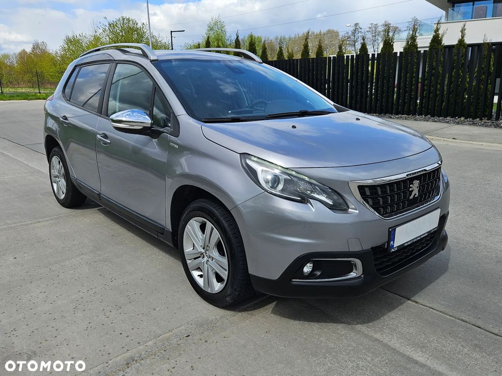 Peugeot 2008 1.2 Pure Tech Style S&S EAT6 - 1