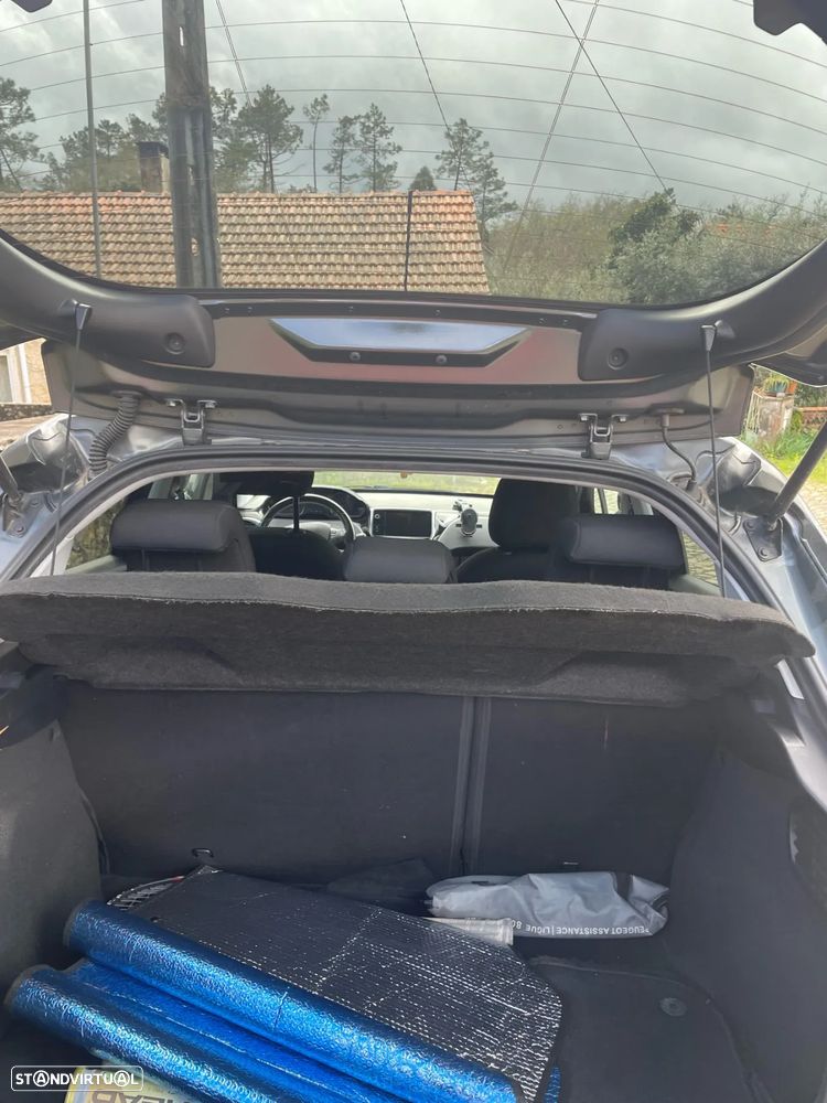 Peugeot 208 1.2 PureTech Style - 14