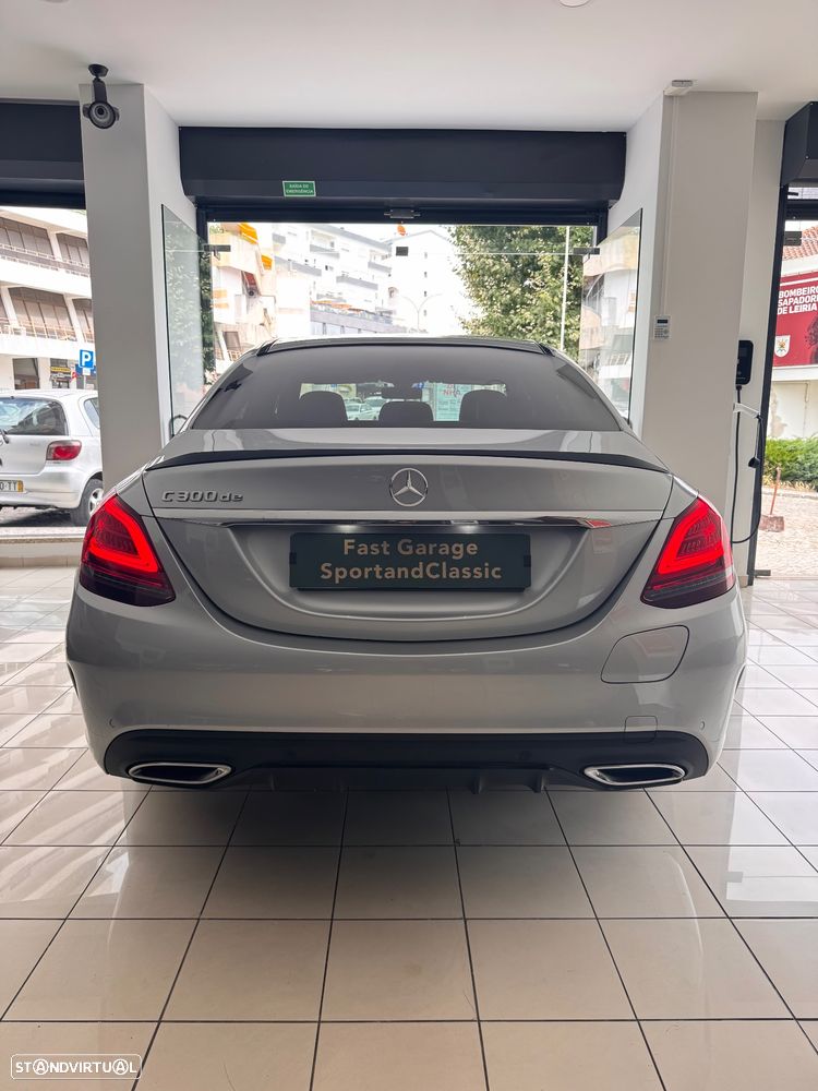 Mercedes-Benz C 300 de AMG Line - 7