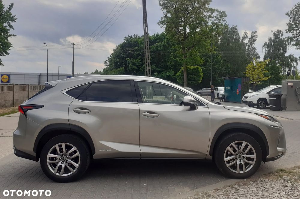 Lexus NX 300h Elegance AWD - 6