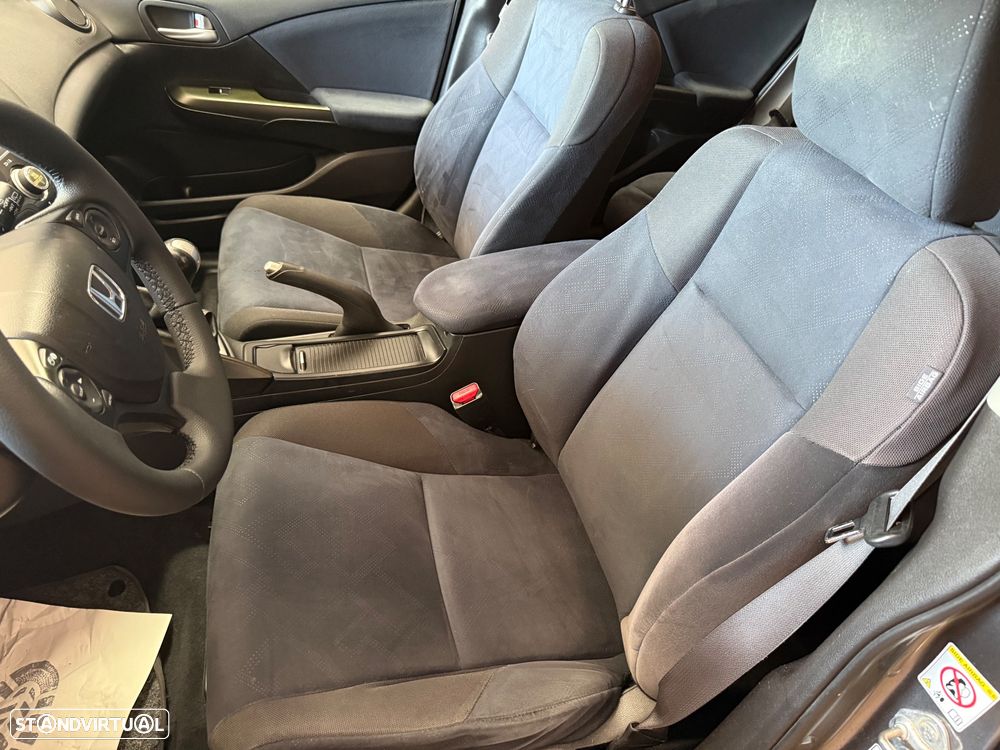 Honda Civic 1.6 i-DTEC Comfort - 12