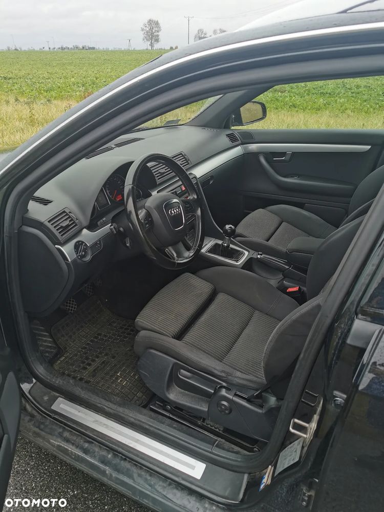 Audi A4 Avant 2.0 TDI - 7