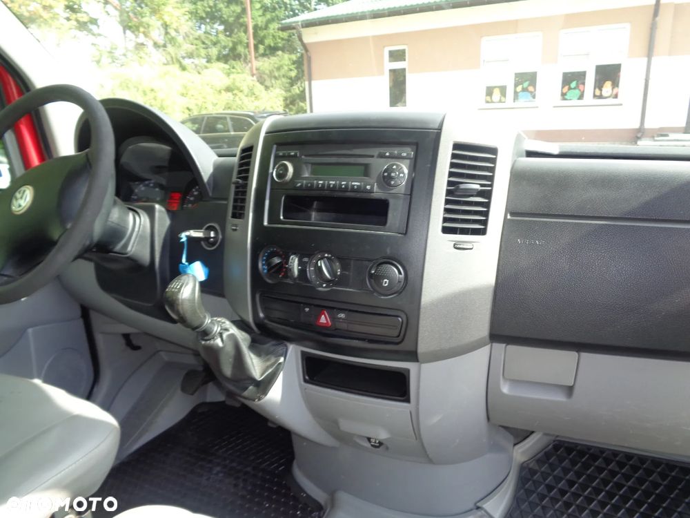 Volkswagen Crafter - 12