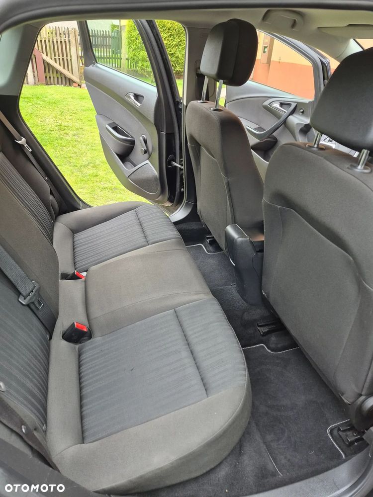 Opel Astra 1.6 Color Edition - 19