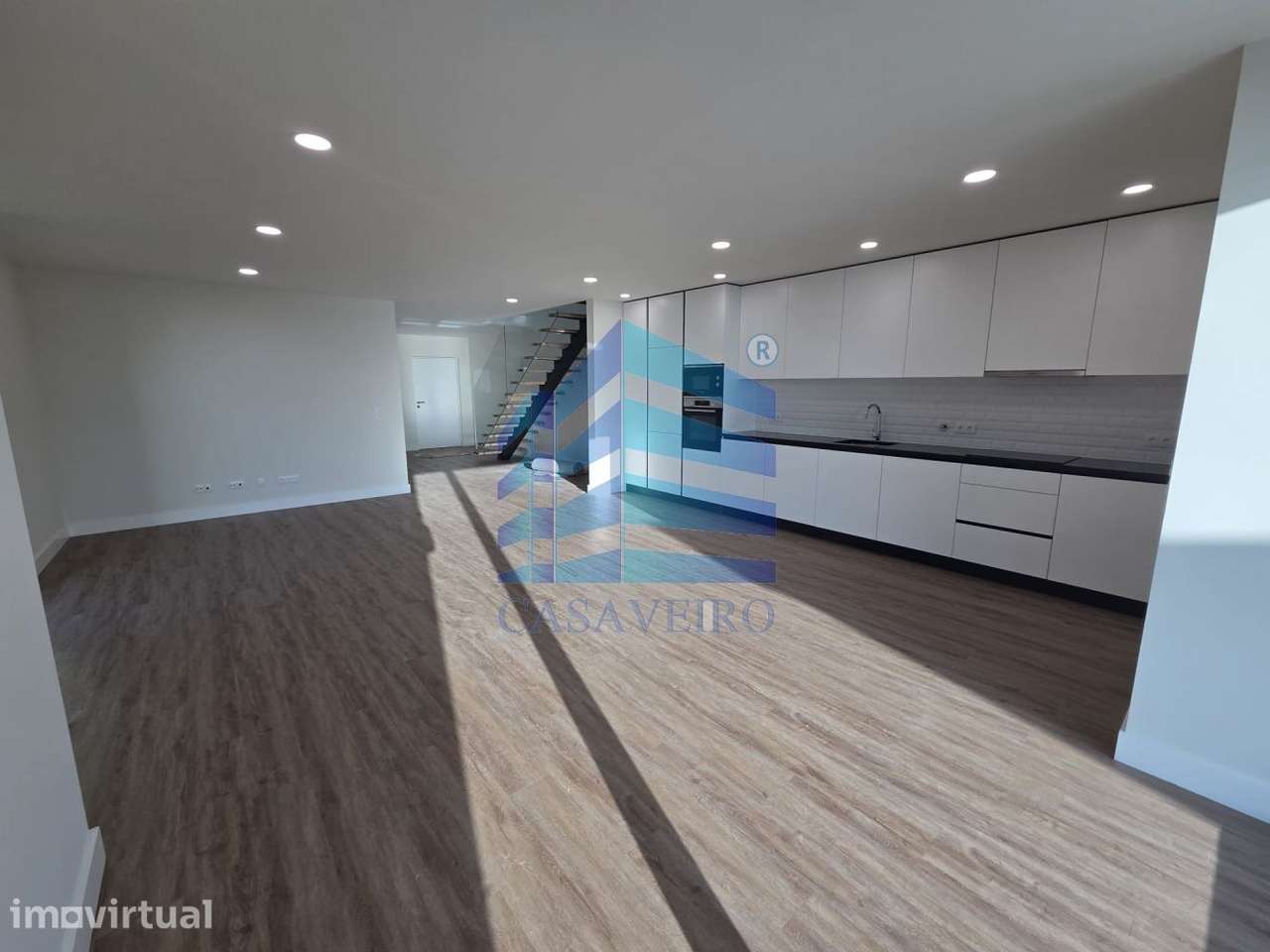 Moradia T4 Pronta Habitar - Grande imagem: 2/23